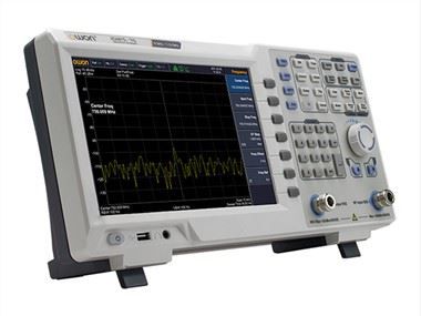 XSA800-sarjan spektrianalysaattori